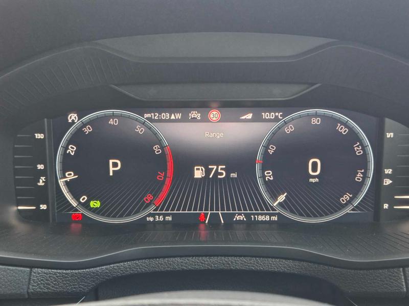 Used Skoda Karoq 2025 for sale - 77665792: Photo 38