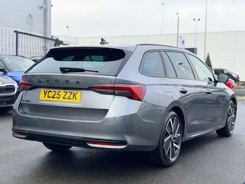 Used Skoda Octavia 2025 for sale - 76960810: Photo