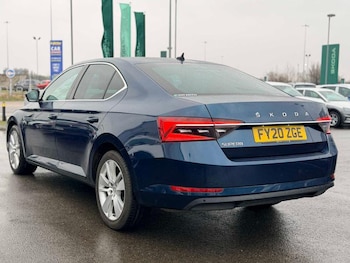Used Skoda Superb 2020 for sale - 77563560: Photo