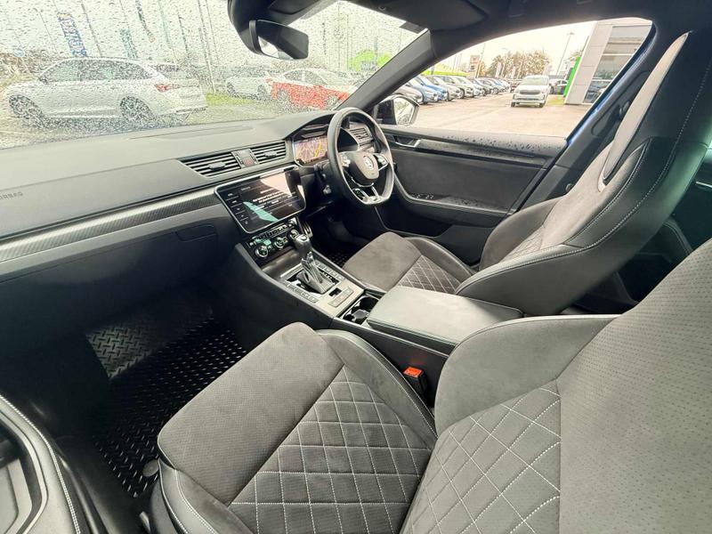 Used Skoda Superb 2023 for sale - 76410210: Photo 2