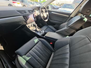 Used Skoda Superb 2021 for sale - 79802800: Photo
