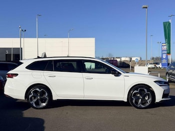 Used Skoda Superb 2025 for sale - 77427242: Photo