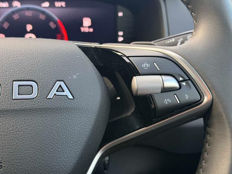 Used Skoda Karoq 2025 for sale - 78109531: Photo 35