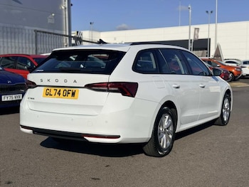 Used Skoda Octavia 2024 for sale - 76154210: Photo