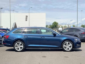 Used Skoda Superb 2022 for sale - 78779409: Photo
