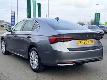 Used Skoda Octavia 2025 for sale - 77462517: Photo