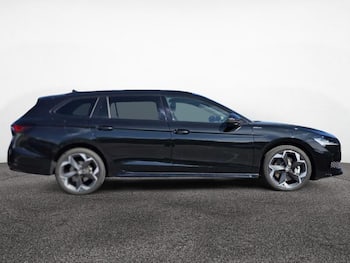 Used Skoda Superb 2026 for sale - 79560208: Photo