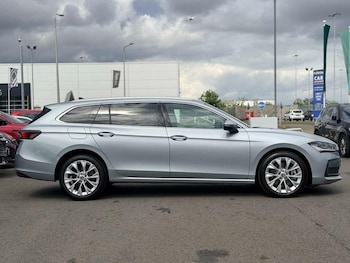 Used Skoda Superb 2025 for sale - 78556068: Photo