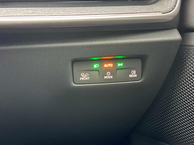 Used Skoda Superb 2025 for sale - 77088241: Photo 31