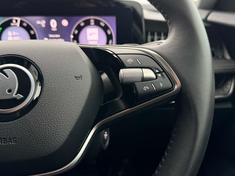 Used Skoda Superb 2025 for sale - 77088241: Photo 33