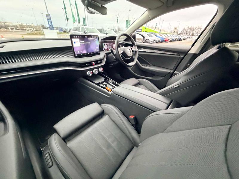 Used Skoda Superb 2025 for sale - 77088241: Photo 36