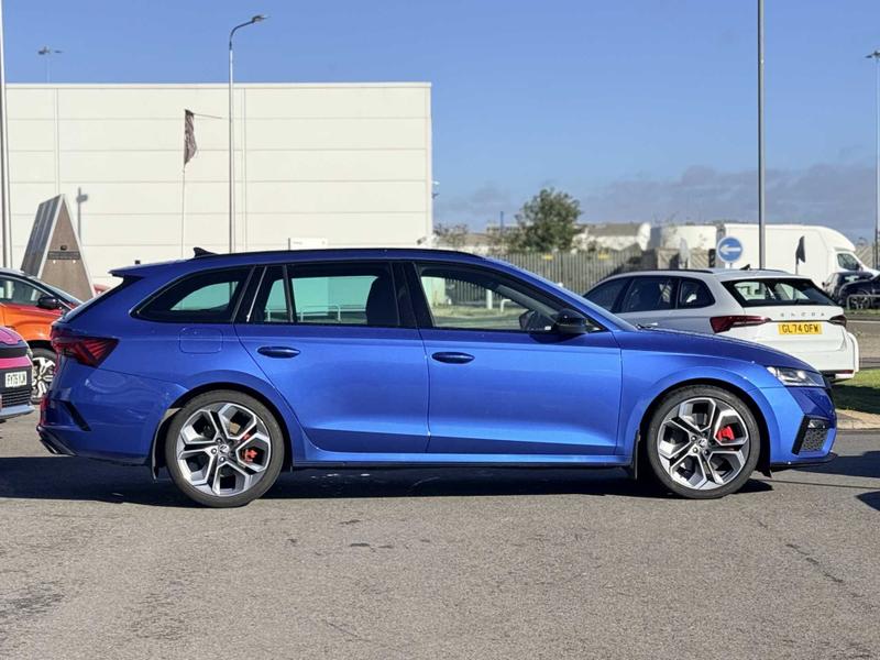 Used Skoda Octavia 2023 for sale - 76332463: Photo 2