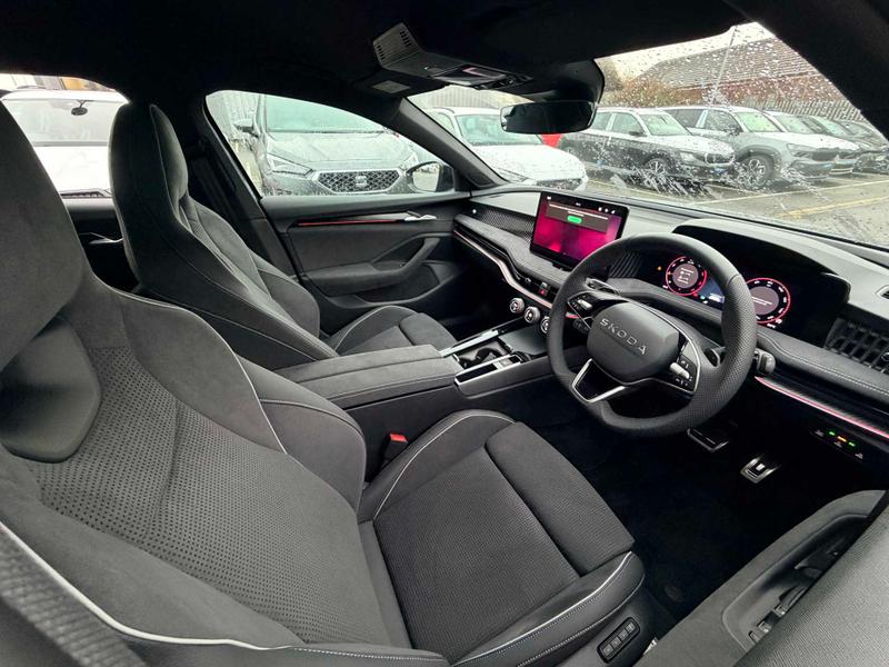 Used Skoda Superb 2025 for sale - 76782400: Photo 6