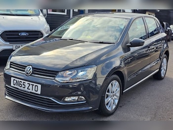 Used Volkswagen Polo 2015 for sale - 78839762: Photo