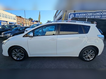 Used Toyota Verso 2013 for sale - 78299762: Photo