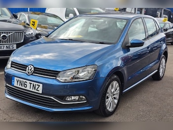Used Volkswagen Polo 2016 for sale - 78487435: Photo