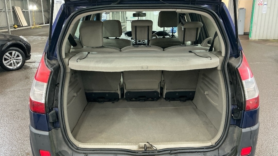 Used Renault Megane 2005 for sale - 77562605: Photo 6