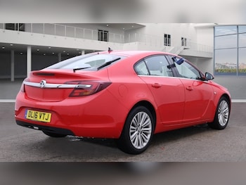 Used Vauxhall Insignia 2016 for sale - 76329792: Photo