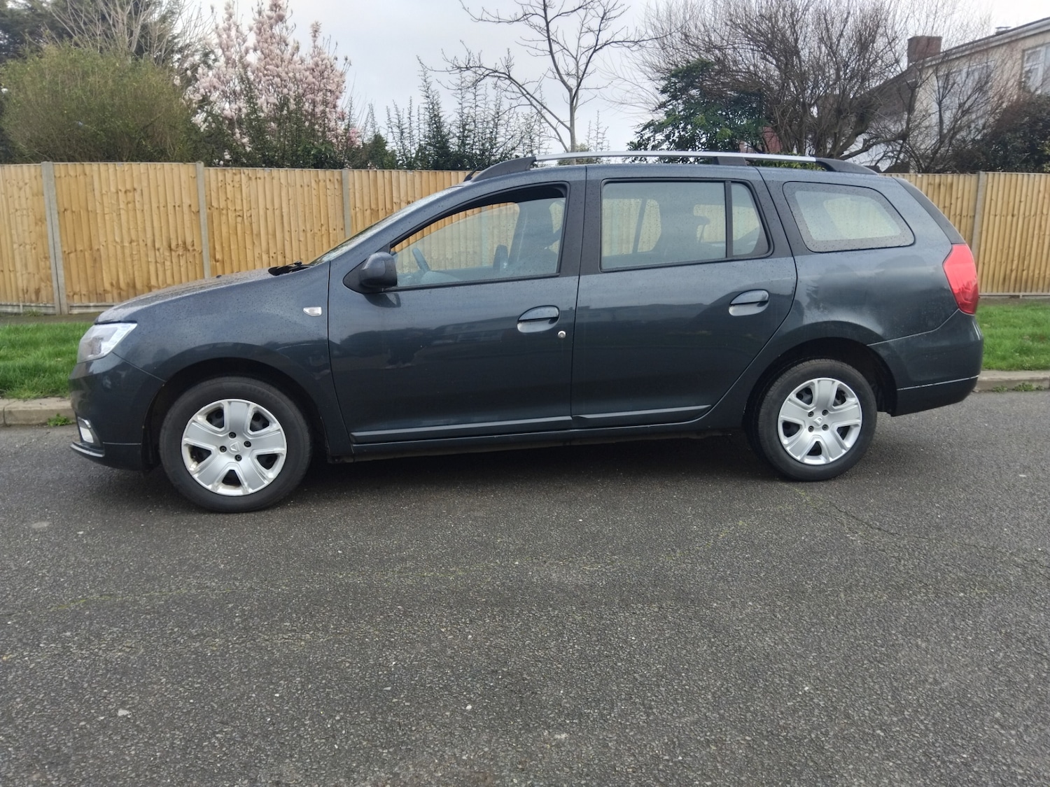 Used Dacia Logan MCV 2018 for sale - 77819102: Photo 3