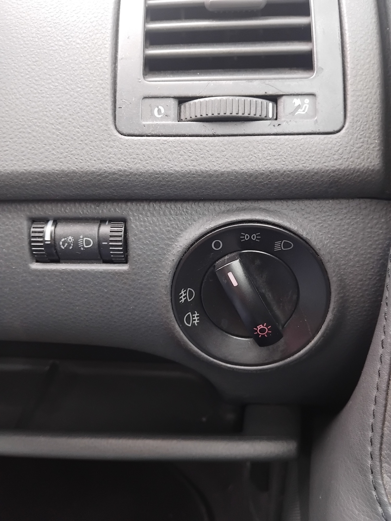 Used Volkswagen Polo 2003 for sale - 78189601: Photo 14