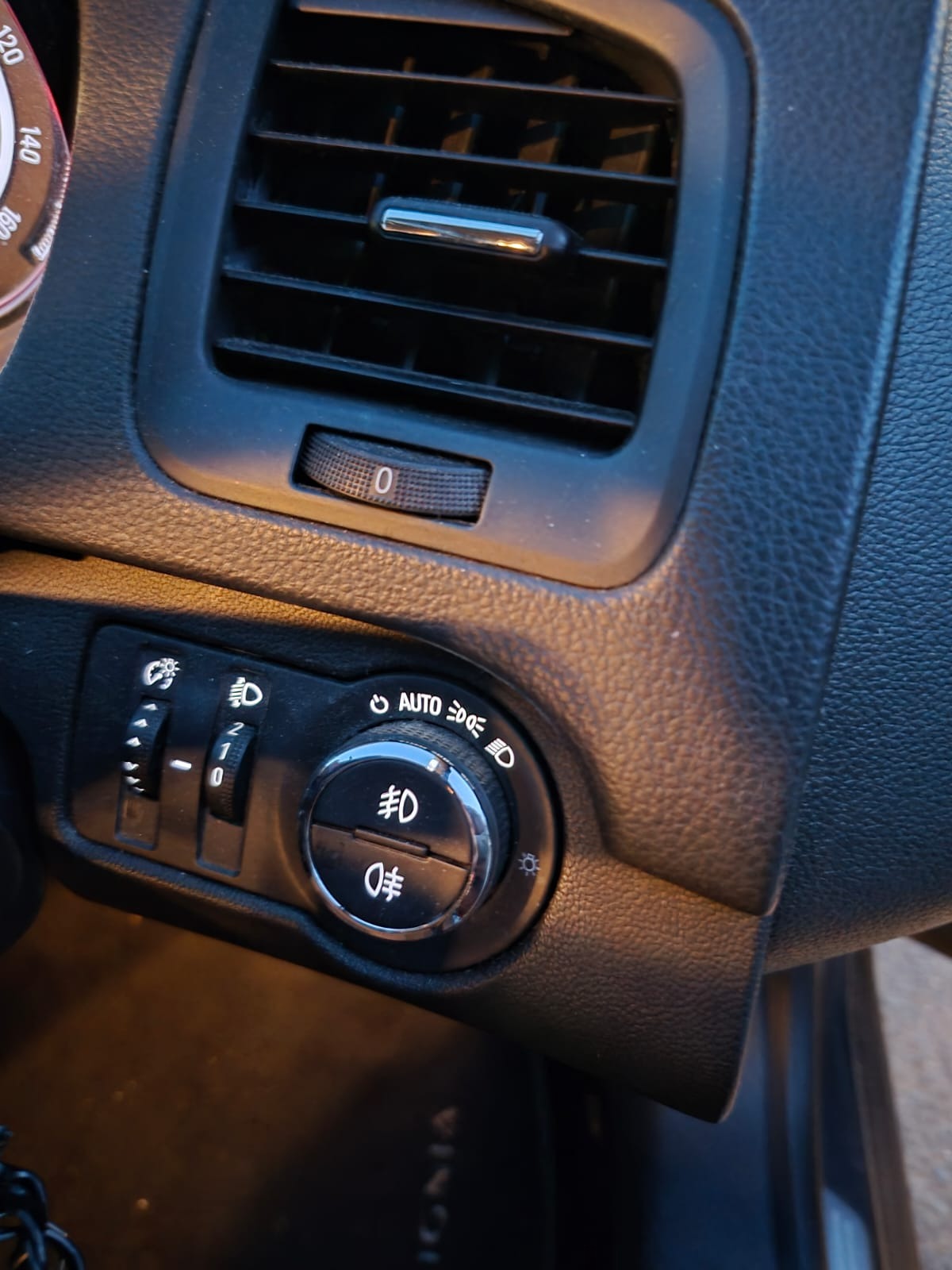 Used Vauxhall Insignia 2013 for sale - 78133758: Photo 23