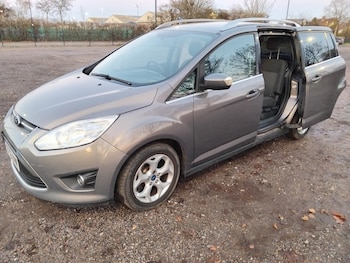 Used Ford Grand C-Max 2012 for sale - 76971139: Photo