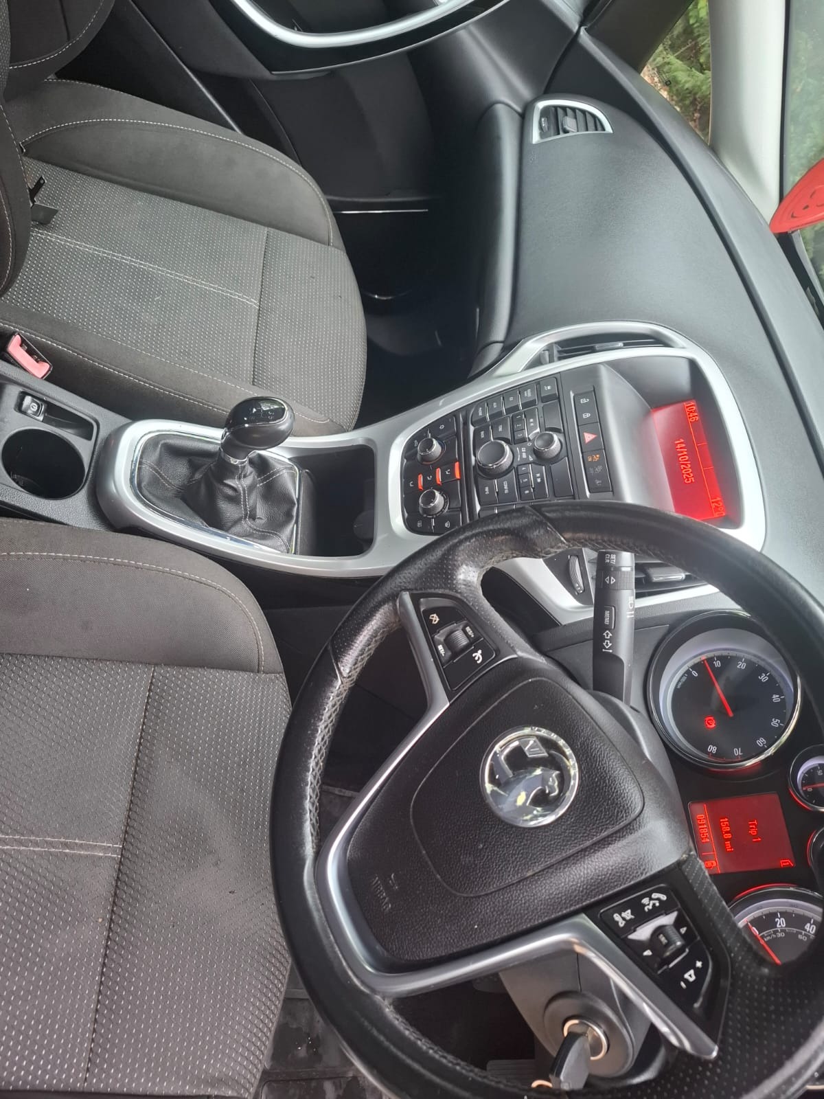 Used Vauxhall Astra 2011 for sale - 76268799: Photo 14