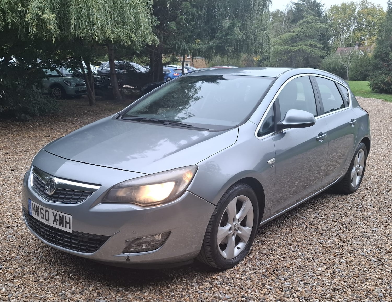 Used Vauxhall Astra 2011 for sale - 76268799: Photo 3