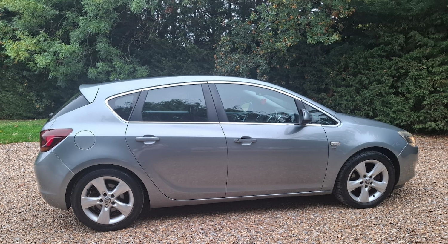 Used Vauxhall Astra 2011 for sale - 76268799: Photo 7