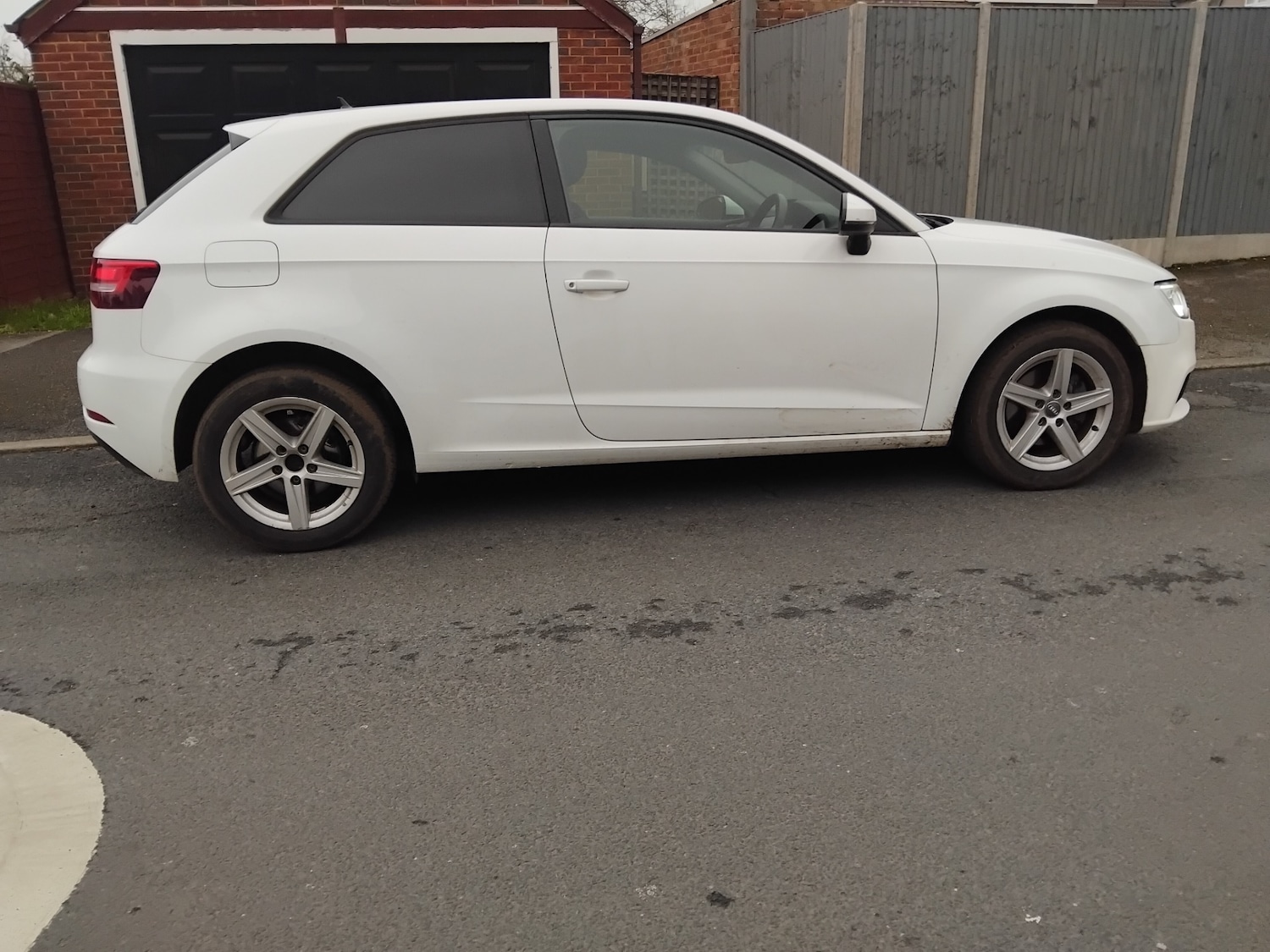 Used Audi A3 2016 for sale - 77337711: Photo 4