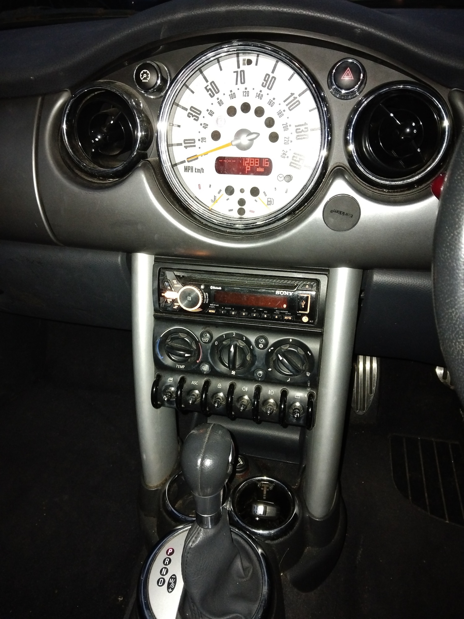 Used MINI Hatch 2005 for sale - 77054146: Photo 9