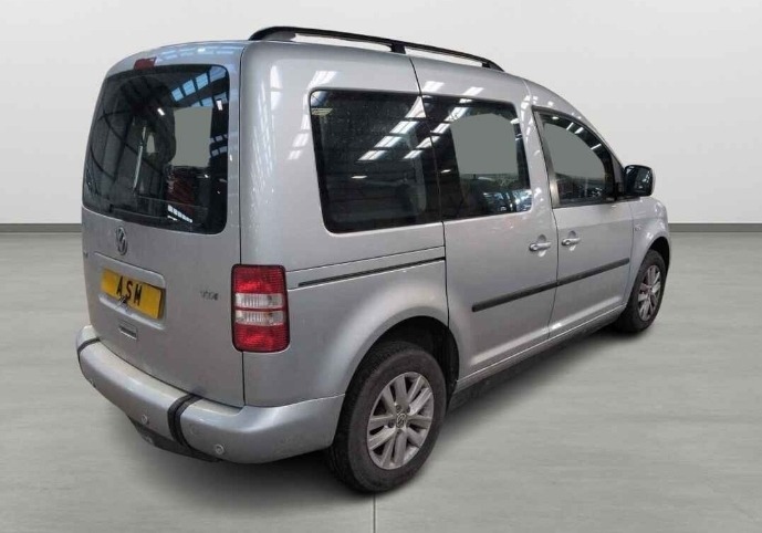 Used Volkswagen Caddy Life 2011 for sale - 77759247: Photo 2