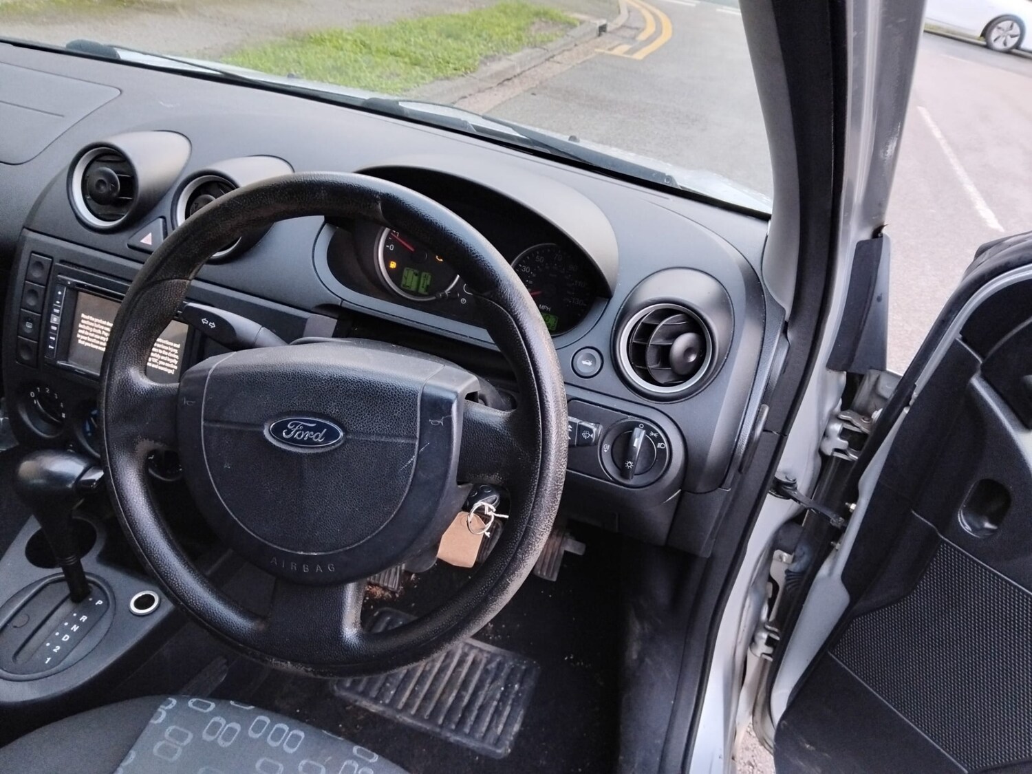 Used Ford Fiesta 2005 for sale - 77610138: Photo 12