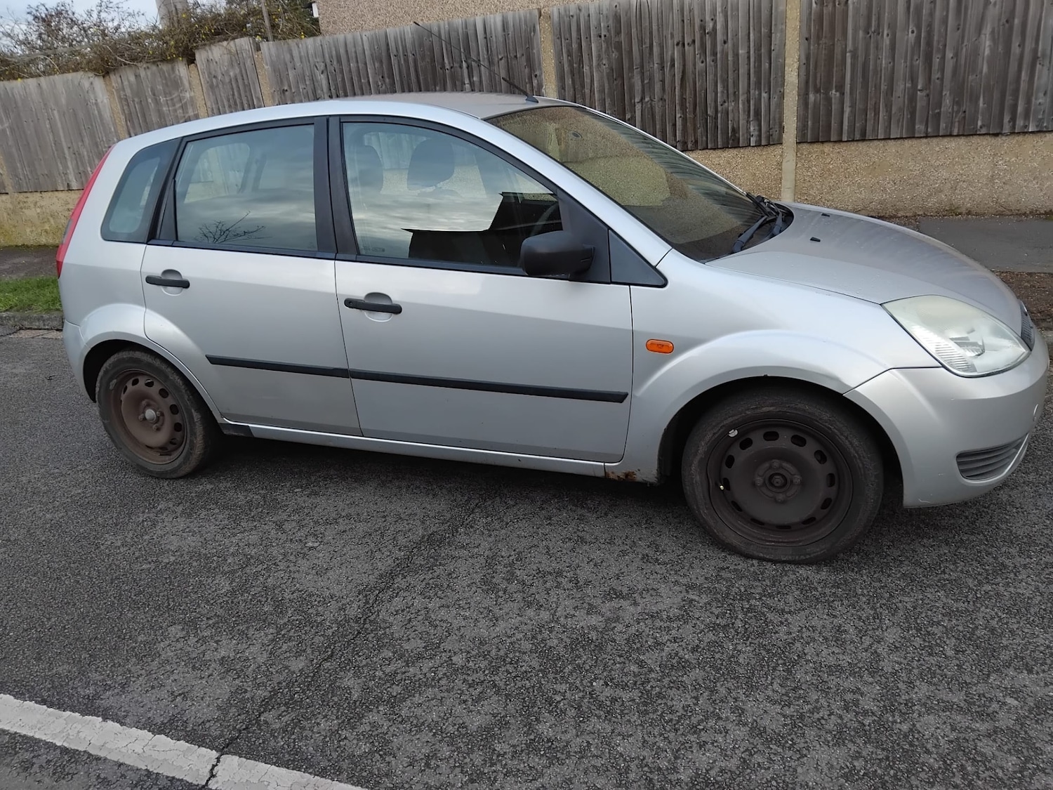 Used Ford Fiesta 2005 for sale - 77610138: Photo 4