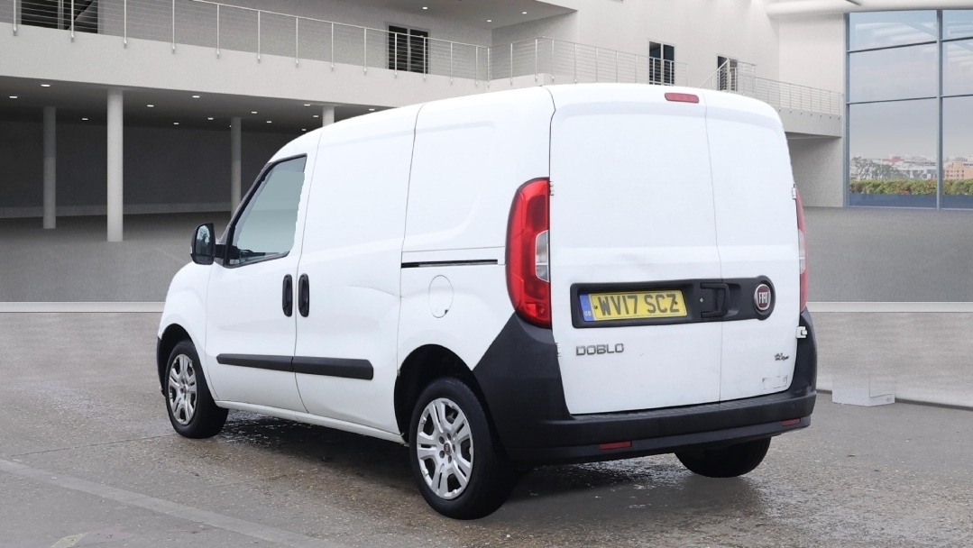 Used Fiat Doblo 2017 for sale - 76453354: Photo 3