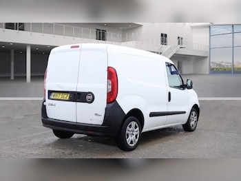 Used Fiat Doblo 2017 for sale - 76453354: Photo