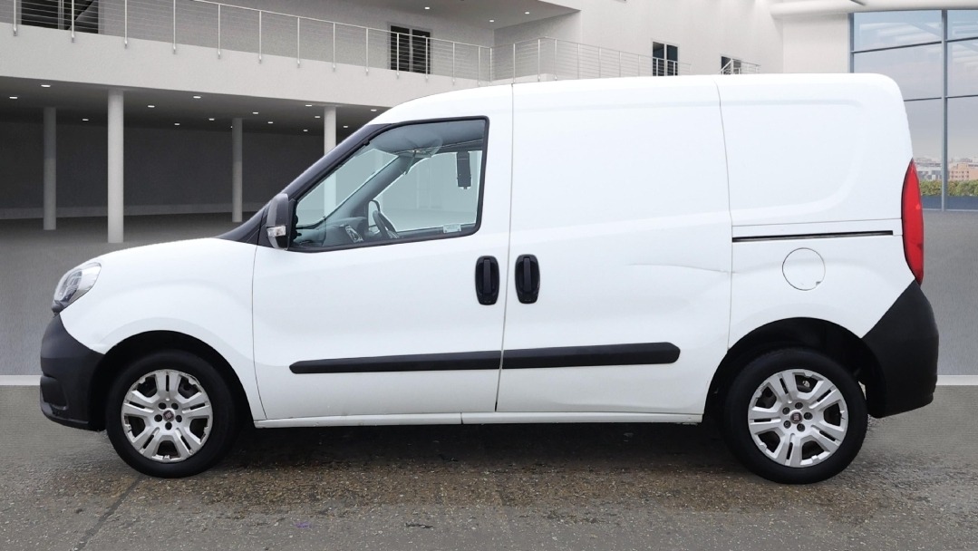 Used Fiat Doblo 2017 for sale - 76453354: Photo 6