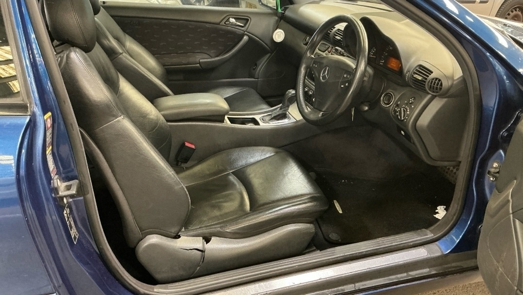 Used Mercedes-Benz C Class 2003 for sale - 77597573: Photo 5