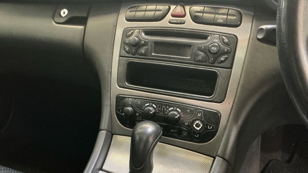 Used Mercedes-Benz C Class 2003 for sale - 77597573: Photo 8