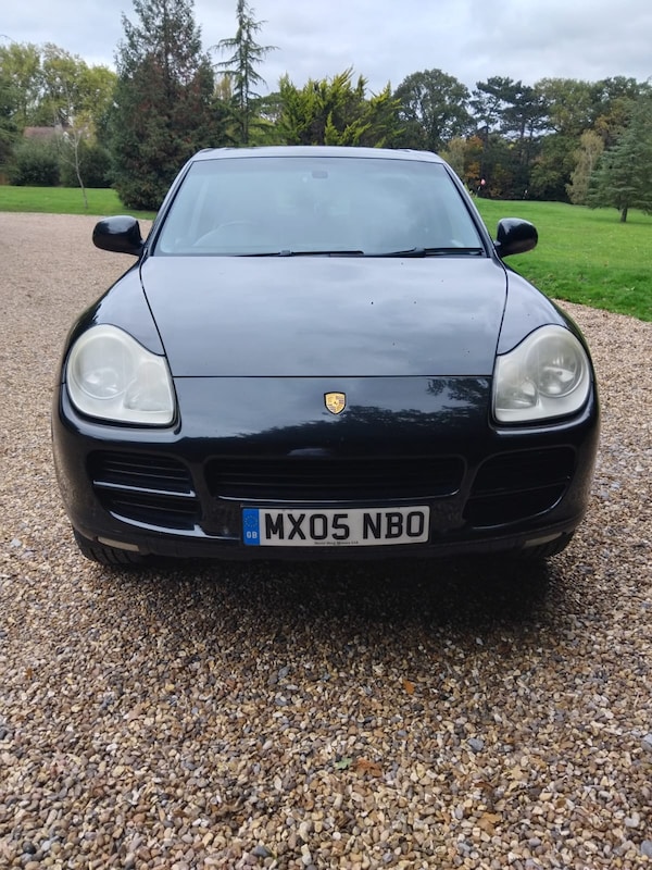 Used Porsche Cayenne 2005 for sale - 76258001: Photo 2