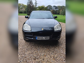 Used Porsche Cayenne 2005 for sale - 76258001: Photo 2