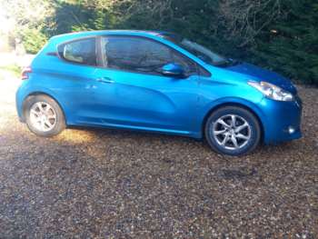 Used Peugeot 208 2012 for sale - 74089500: Photo