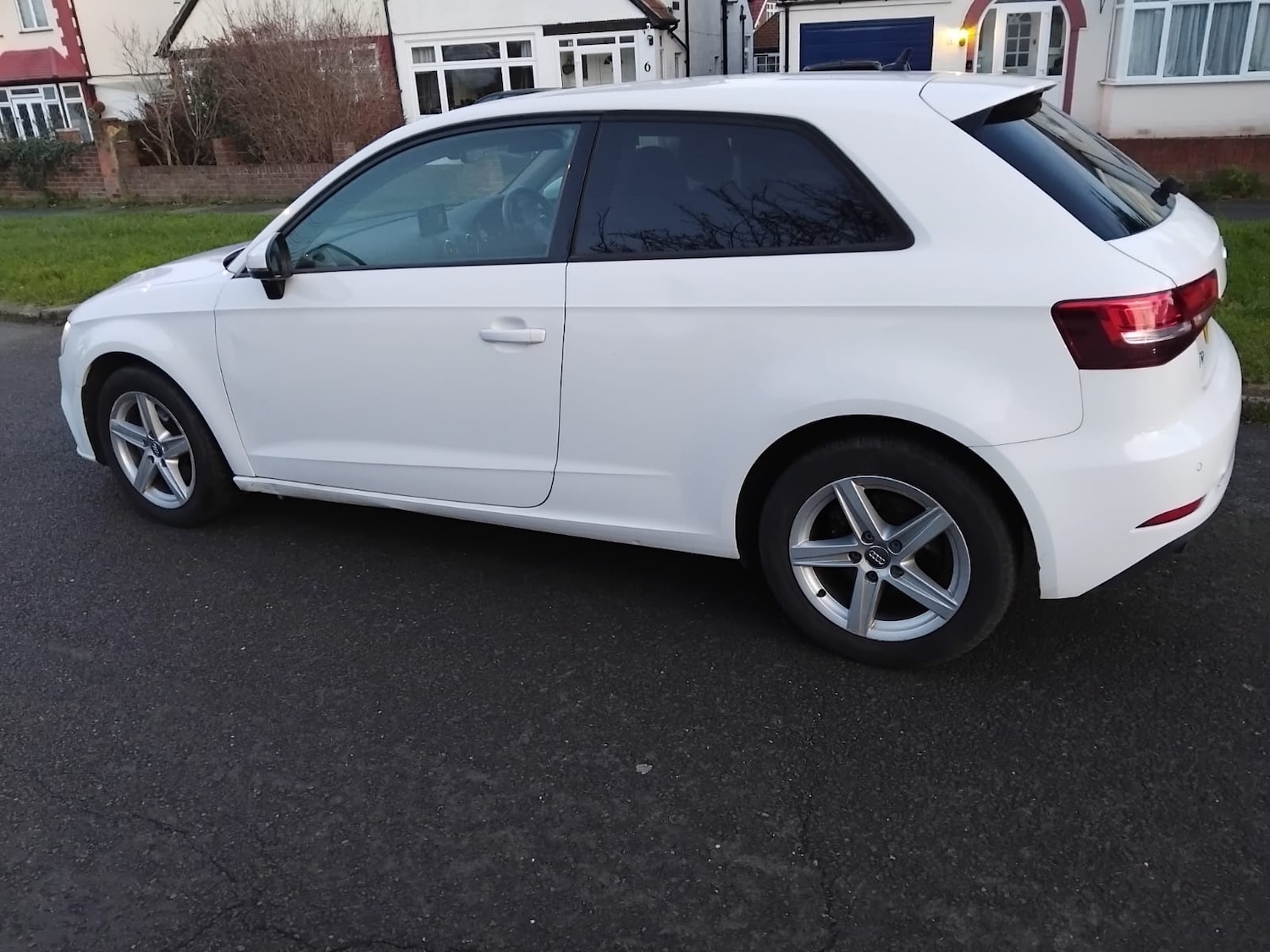 Used Audi A3 2016 for sale - 77180674: Photo 4