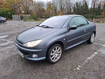 Used Peugeot 206 2005 for sale - 76762192: Photo