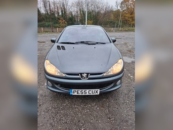 Used Peugeot 206 2005 for sale - 76762192: Photo