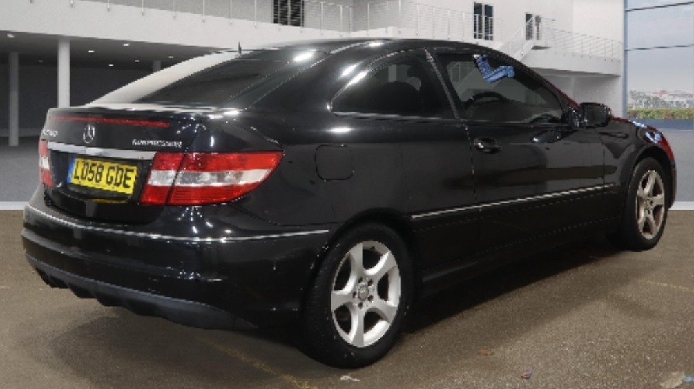 Used Mercedes-Benz CLC Class 2009 for sale - 77304054: Photo 4