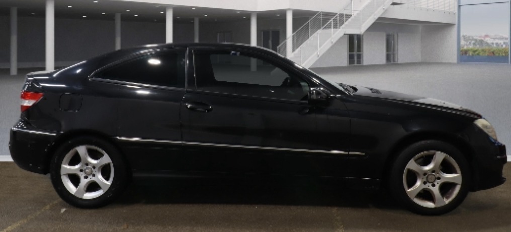 Used Mercedes-Benz CLC Class 2009 for sale - 77304054: Photo 5