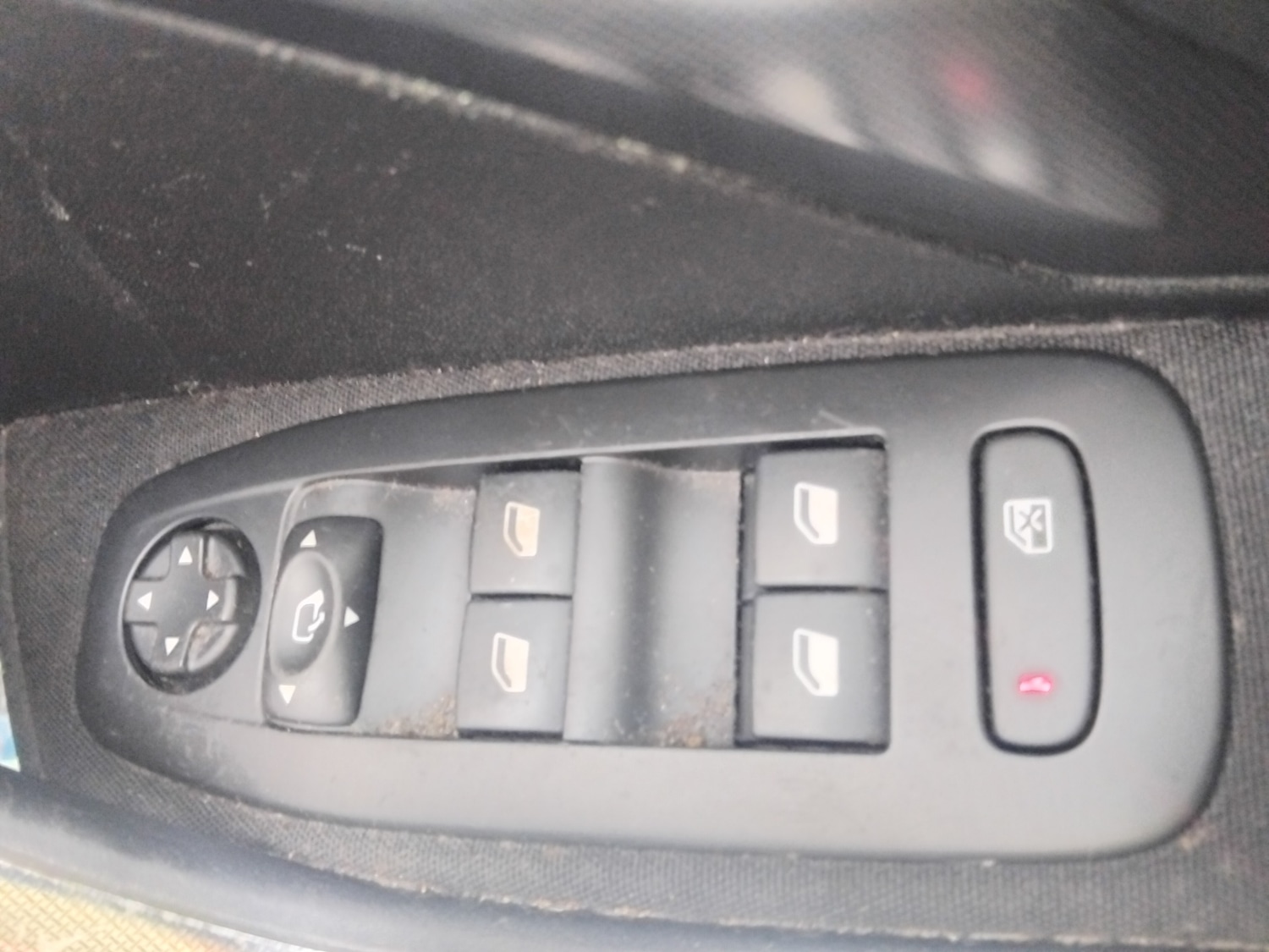 Used Peugeot 2008 2014 for sale - 76940391: Photo 14