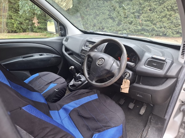 Used Vauxhall Combo 2016 for sale - 75256078: Photo 10