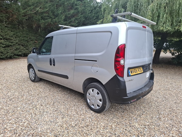 Used Vauxhall Combo 2016 for sale - 75256078: Photo 5
